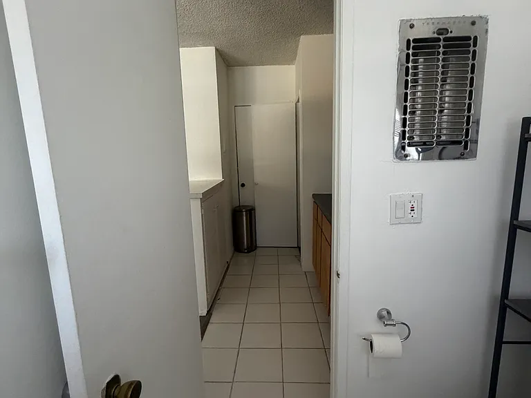 10944 Strathmore Dr #44 — Photo 13