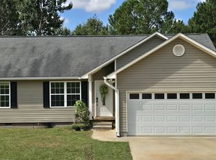 725 Transylvania Dr, Sandersville, GA 31082