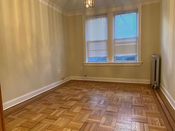 2nd image of 18-29 Ditmars Blvd #1R