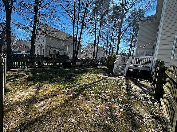 3rd image of 9044 Sutlers Ln