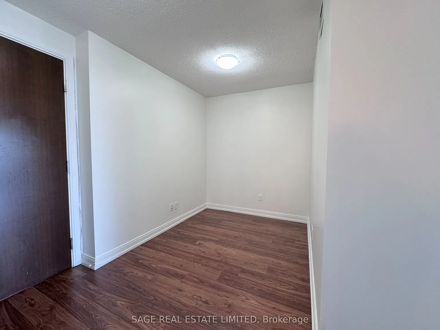 3 bed, $2,600 — Photo 3