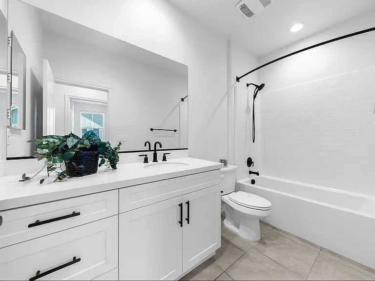 full bathroom