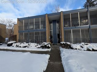 16593 Middlebelt Rd #5, Livonia, MI 48154