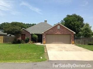 335 Herlil Cir, Carencro, LA 70520