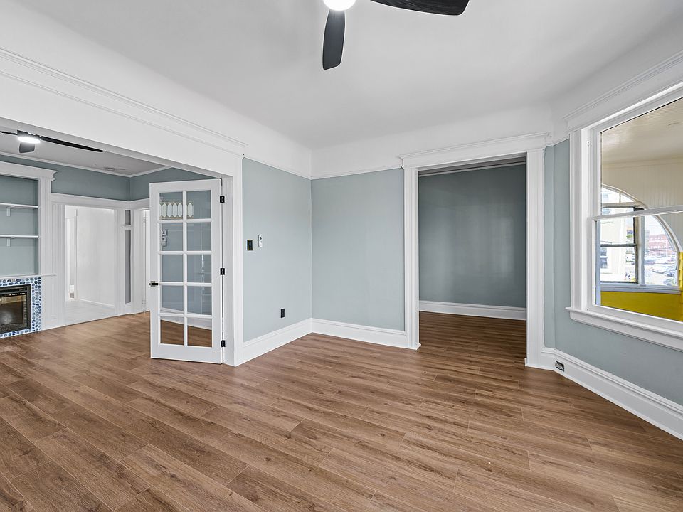 living / dining room