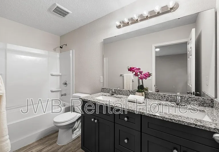8704 7th Ave — Photo 12