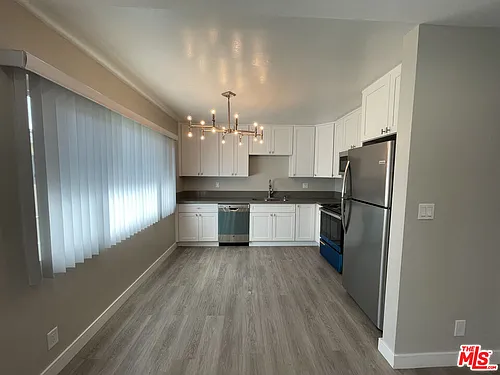 1830 Federal Ave Photo 1