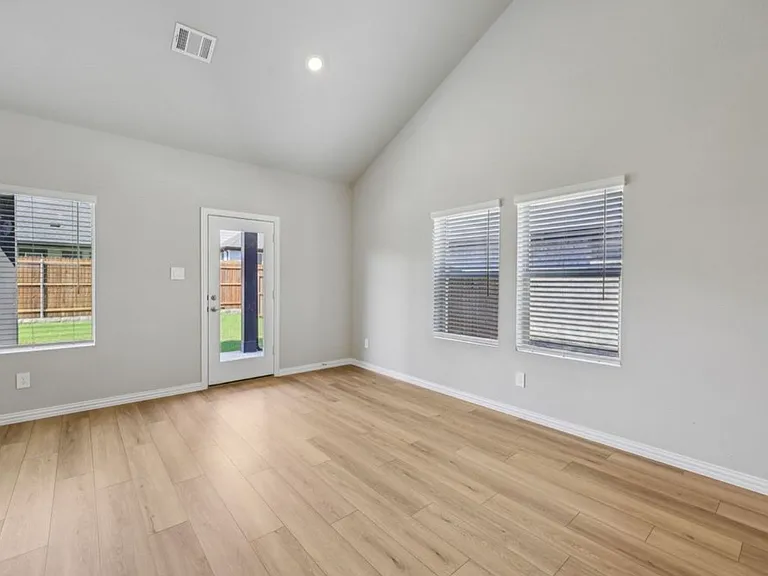 Copperwood Dr — Photo 29