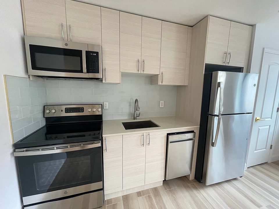 1st image of 27-15 27th St #2