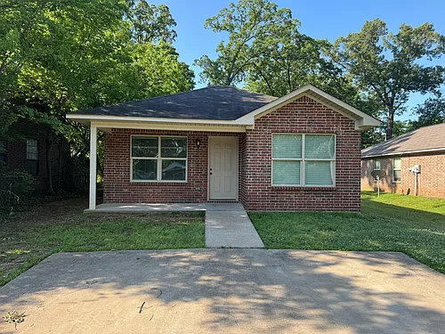 2213 Shady Ln #2213 Photo 1