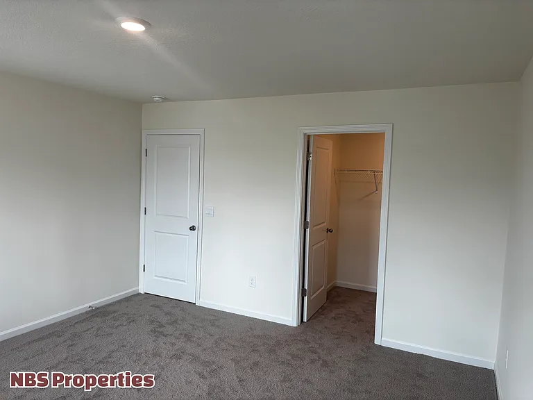 12309 Manhattan Ln — Photo 35