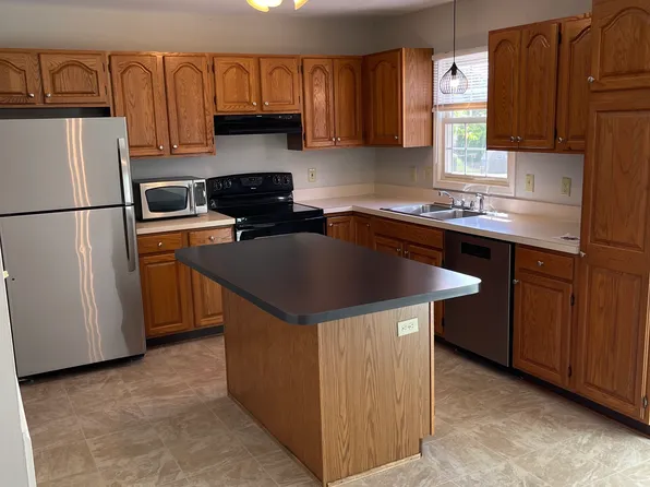 75 Brookfield Rd, Lititz, PA 17543