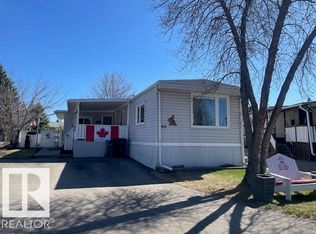 46 Round Rd NW, Edmonton, AB T6P 1B3