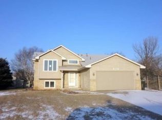 19343 Eureka Ct, Farmington, MN 55024