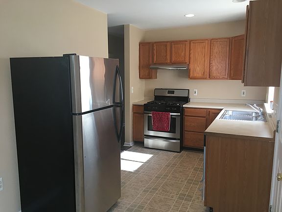 4th image of 8771 Albany Ave