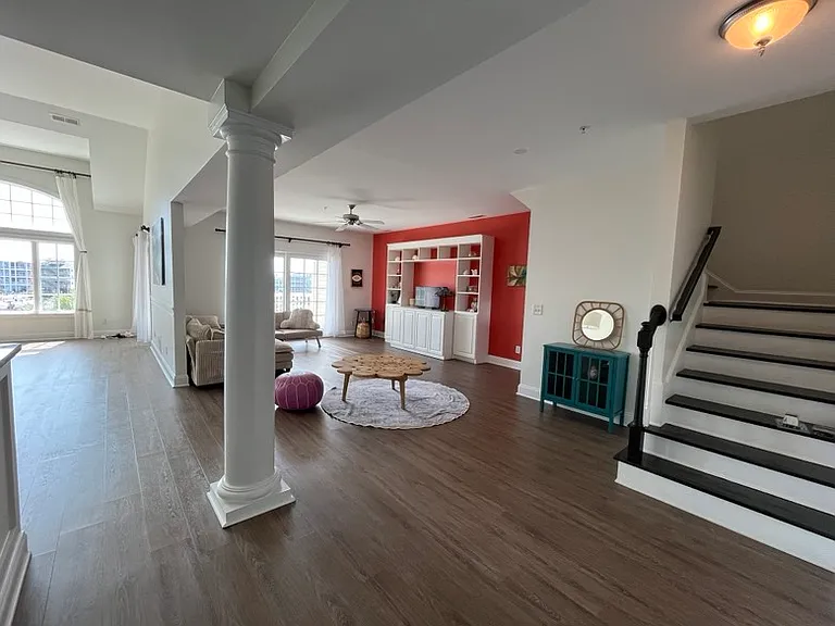 650 Saint Joseph St #201 — Photo 2
