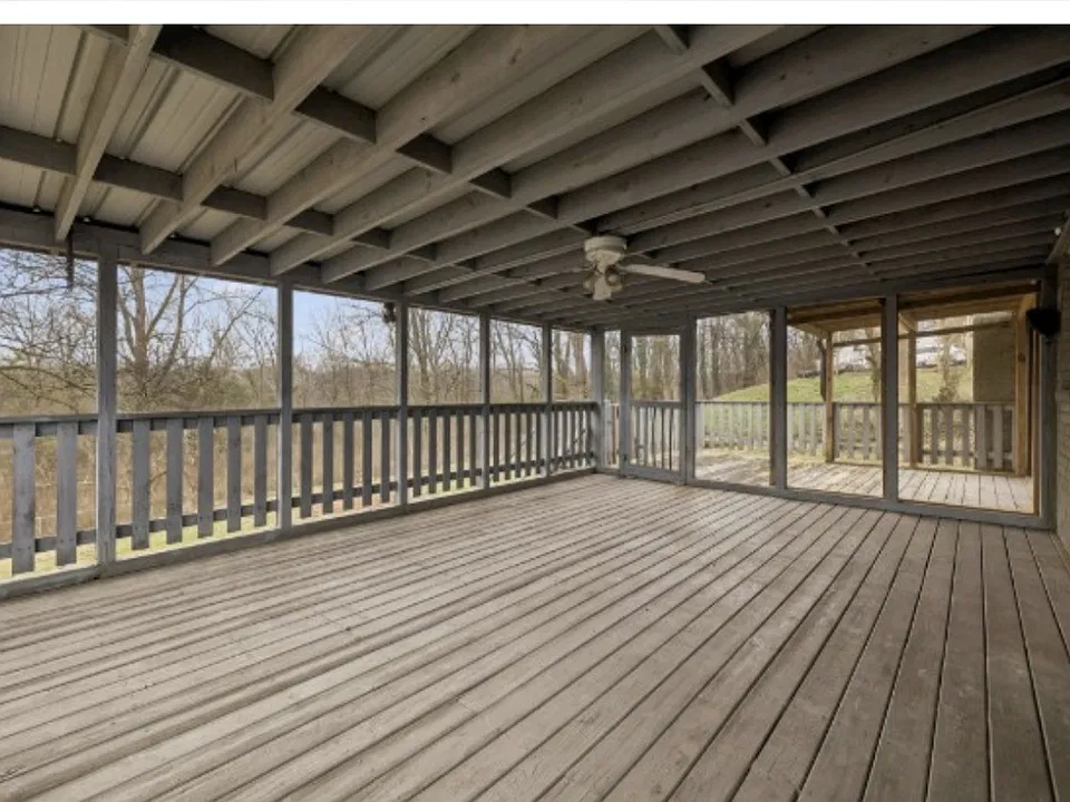 720 Cameo Dr