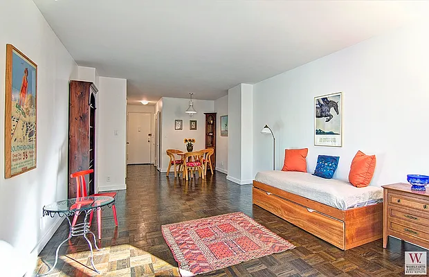 Sold by Wohlfarth & Associates Inc | media 12