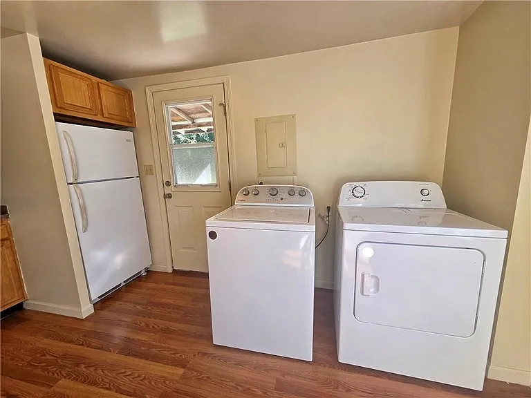 235B Allen St — Photo 22