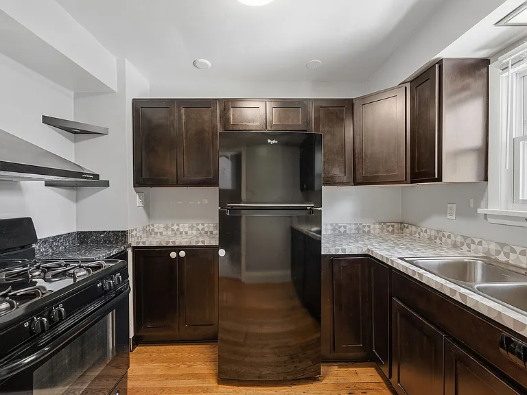 2075 Coventry Rd #2 — Photo 5