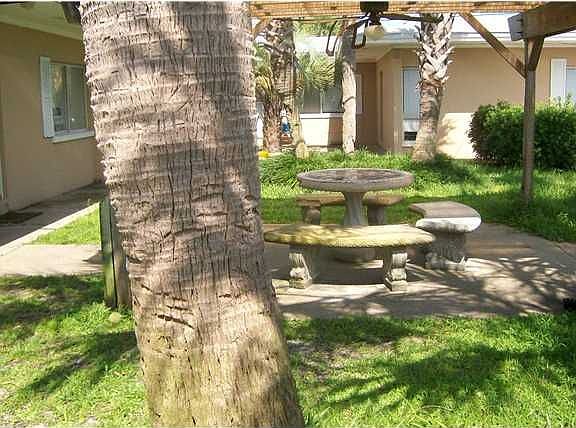 5th image of 307 Barracuda Ave Unit 8