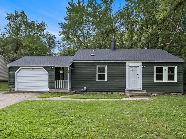 1042 E Mosel Ave, Kalamazoo, MI 49004
