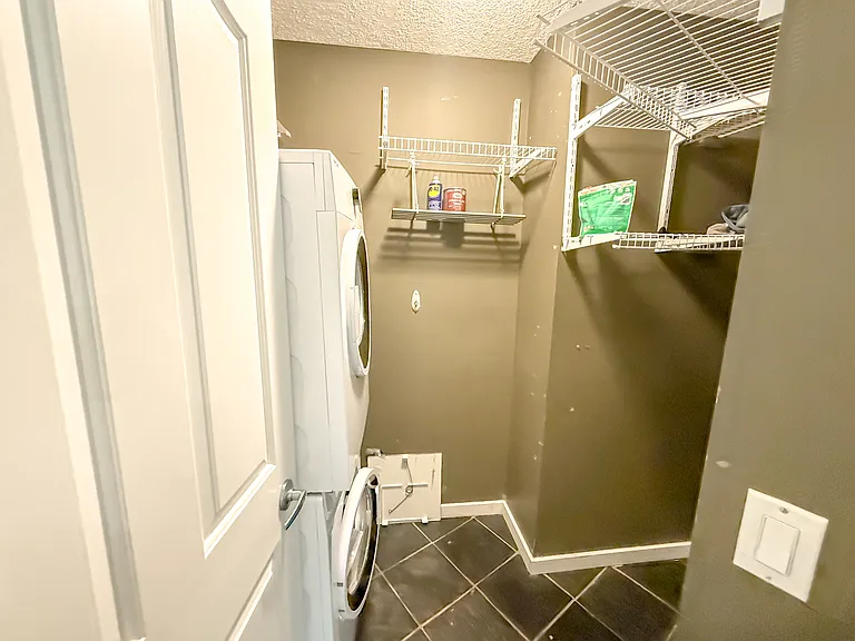 4000 Somervale Ct SW — Photo 18