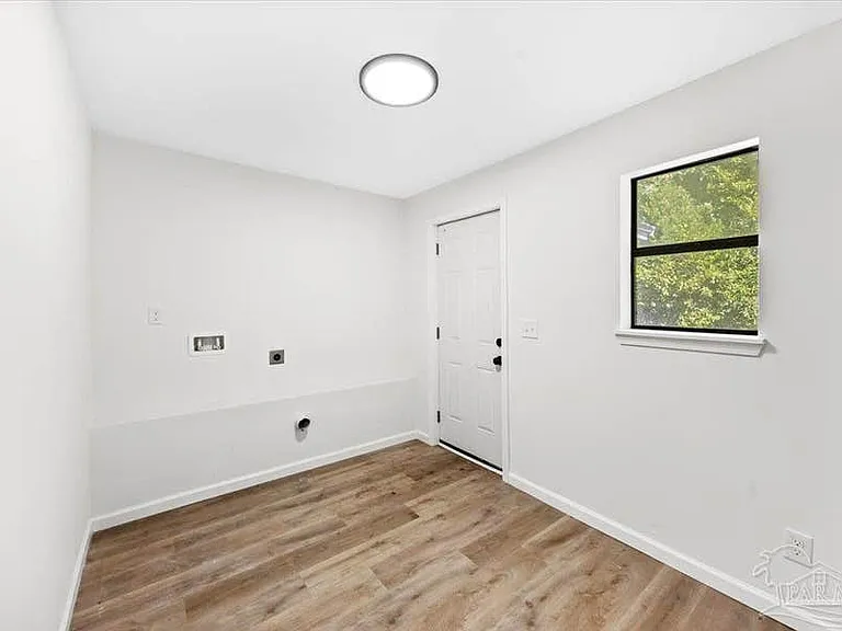 5149 Crestwood Rd #A — Photo 16