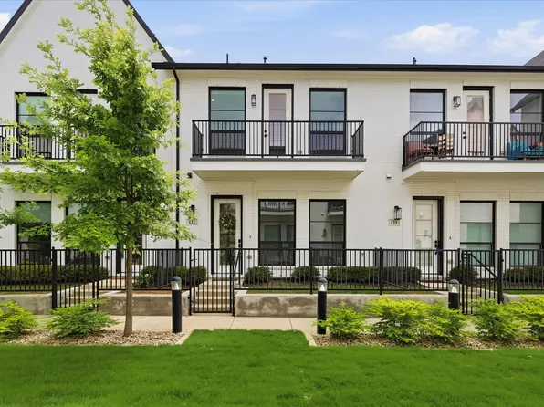 131 Garden Ct E, Arlington, TX 76013