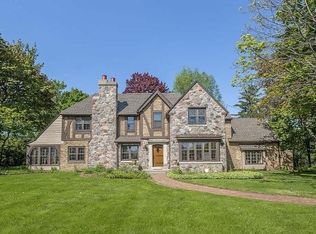 1235 Overhill Rd, Village of elm grove, WI 53122