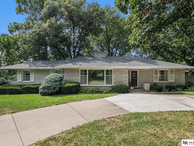 1045 Piedmont Rd, Lincoln, NE, 68510