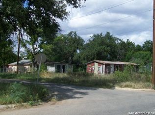 410 W Mill St, Uvalde, TX 78801