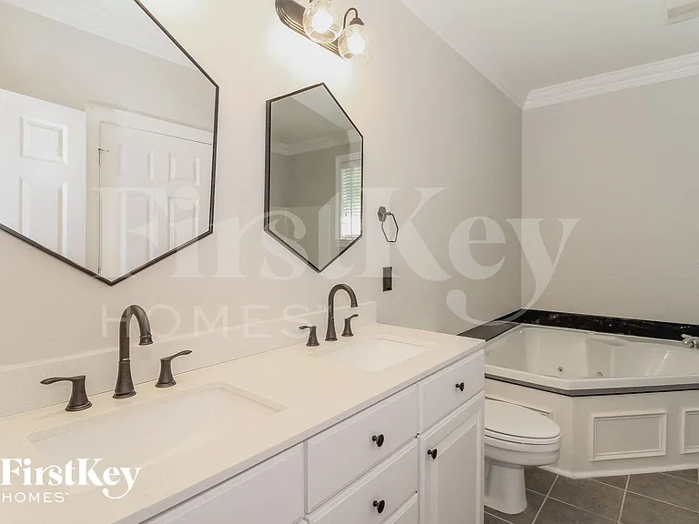20 Evergreen Dr — Photo 8