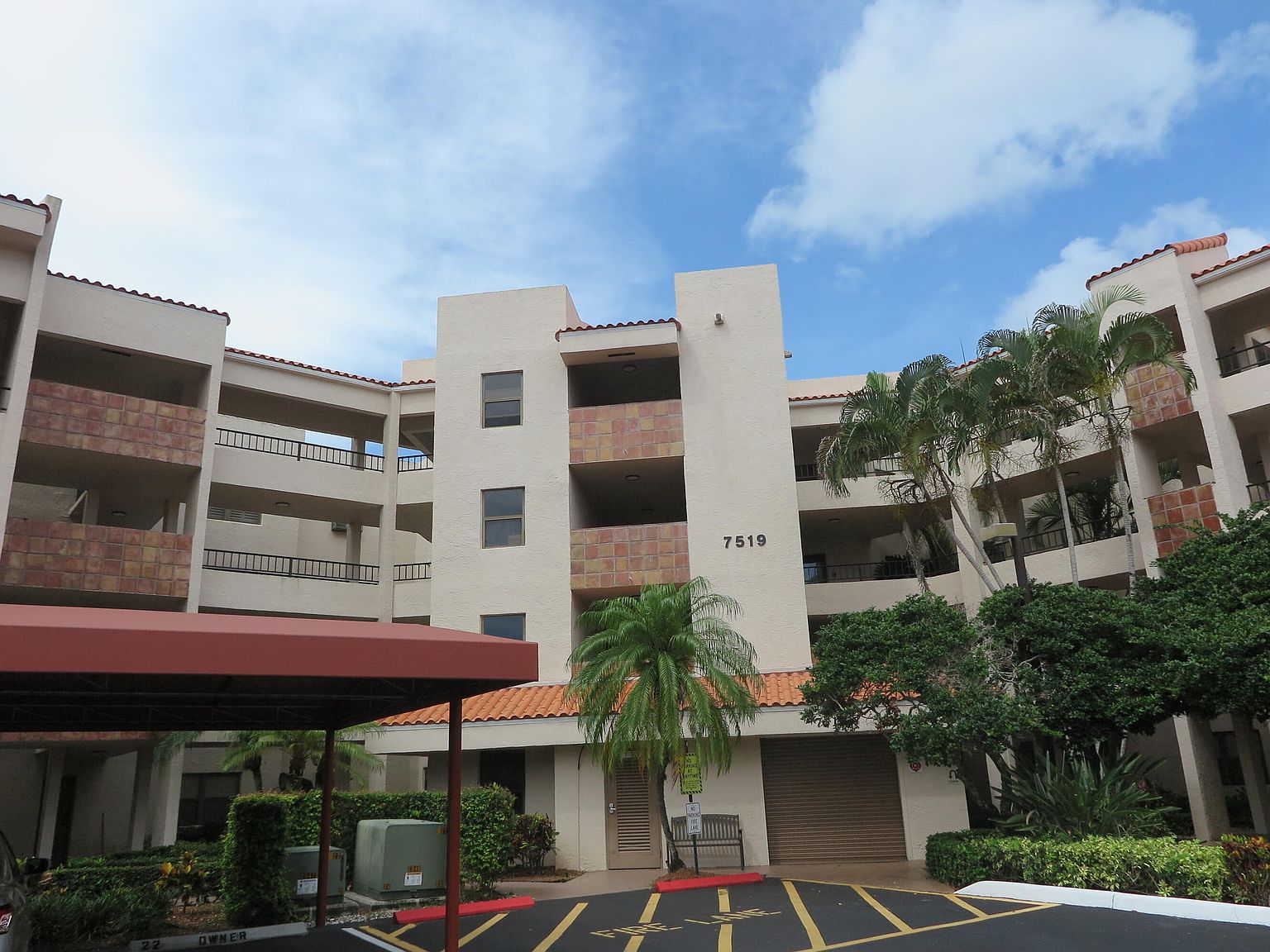 7507 La Paz Boulevard #104