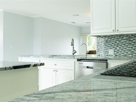 5th image of 8345 TRILLIUM ROAD