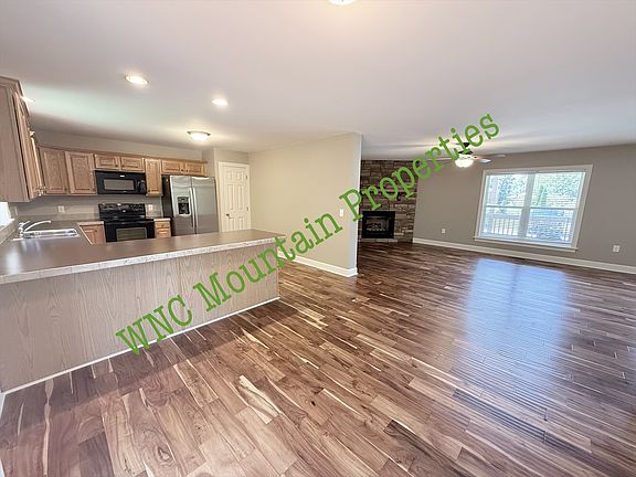 5th image of 210 Pattys Chapel Rd