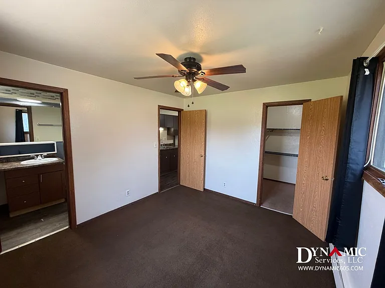 217 S Summit Ave — Photo 11