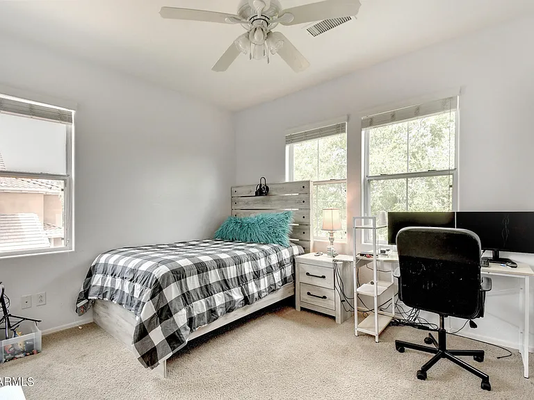 1120 N Crosscreek Dr — Photo 27