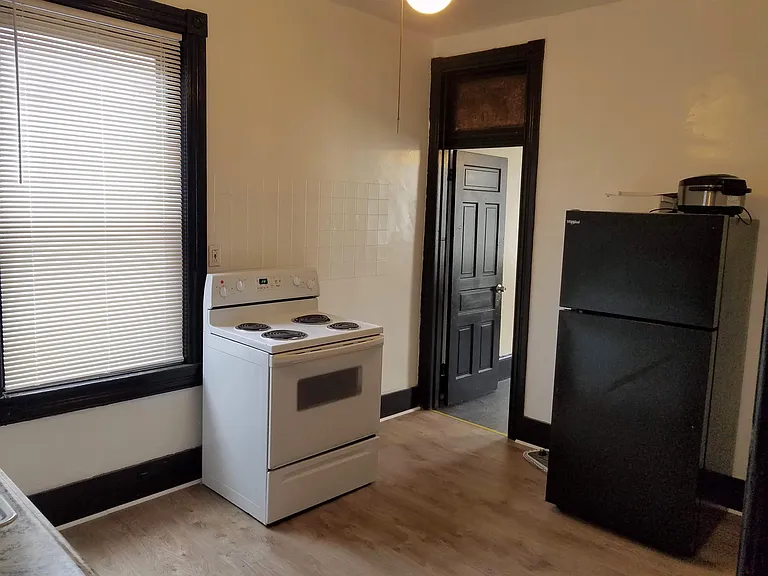 1225 W Allegheny Ave #2M — Photo 14