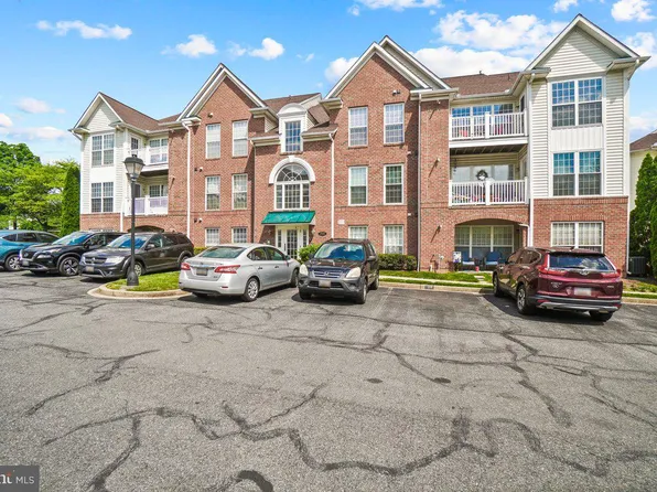 2505 Coach House Way APT 1A, Frederick, MD 21702