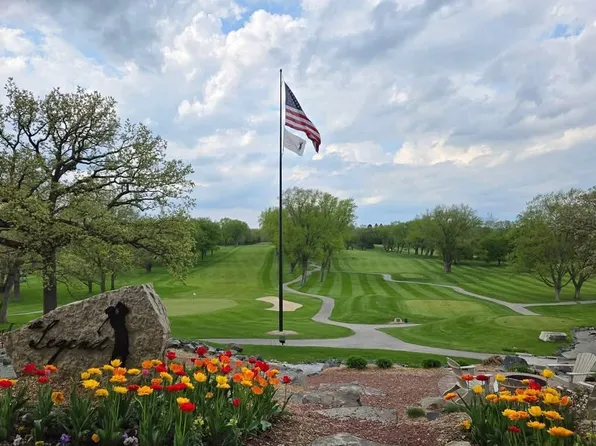 Lt4 LEGEND AT MERRILL HILLS COURT, Waukesha, WI 53189