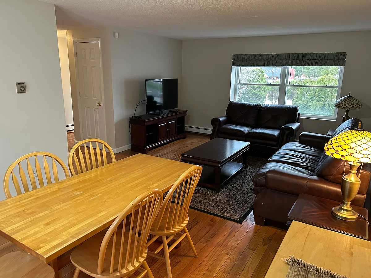 Building Photo - 30 Pine Valley Dr #28
