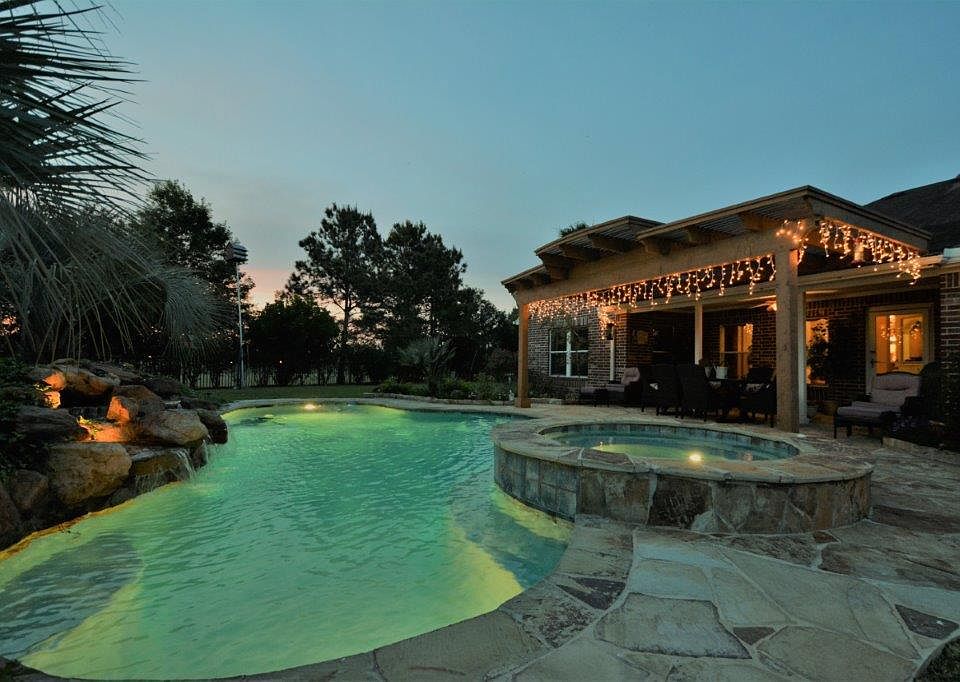 1st image of 12520 Boulder Creek Dr