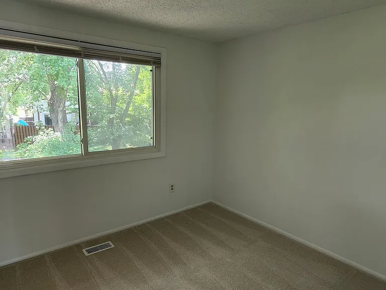 19 Wedgedale Dr — Photo 19