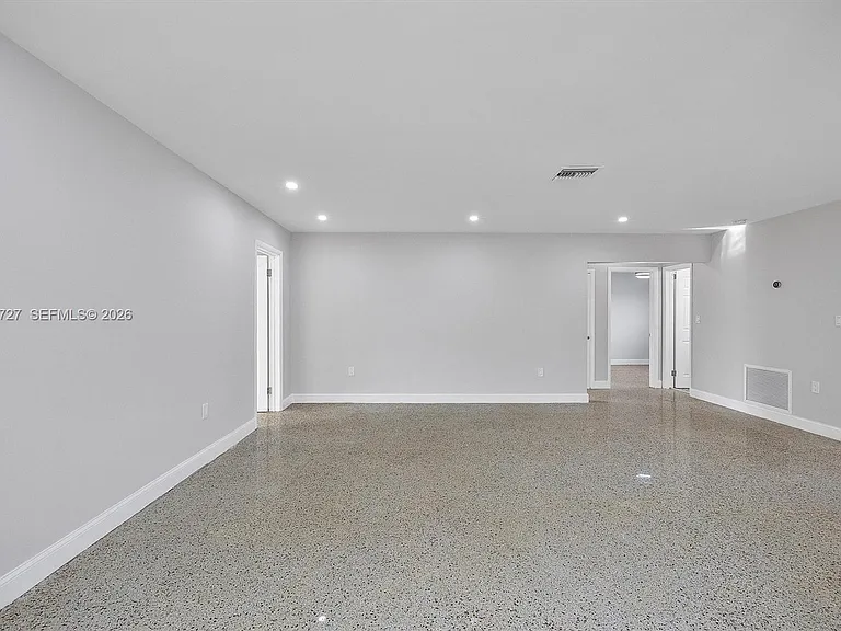 3820 SW 92nd Ave #3820 — Photo 4