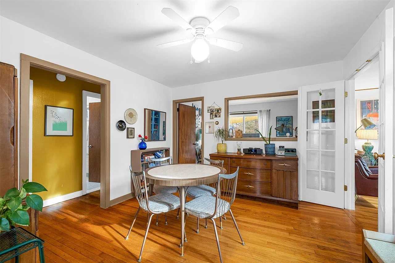 51 Goshen Ave — Photo 3
