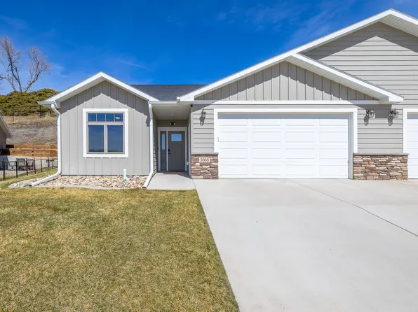 3066 Hoefer Ave, Rapid City, SD 57701
