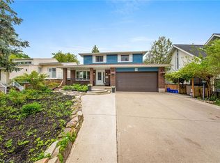 99 Pinnacle Dr, Kitchener, ON N2P 1B8