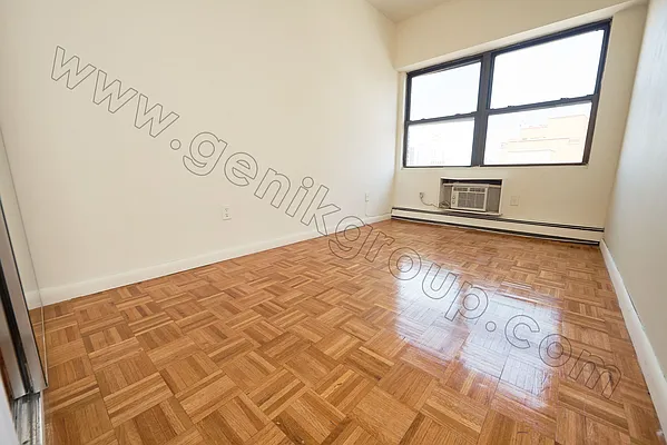 Rented by Genik Group Corp | media 30