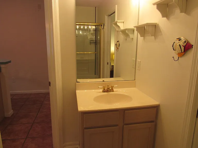 549 Park Place Dr #1E — Photo 20